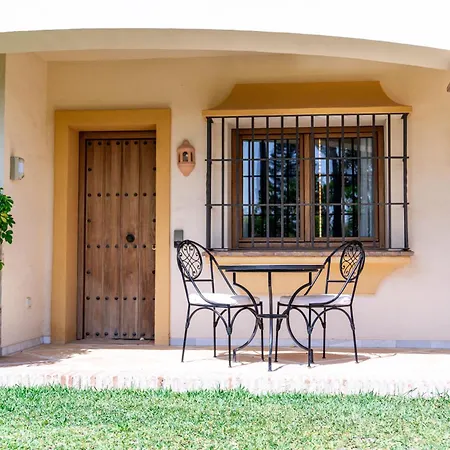 Casa Tess Boutique Естепона