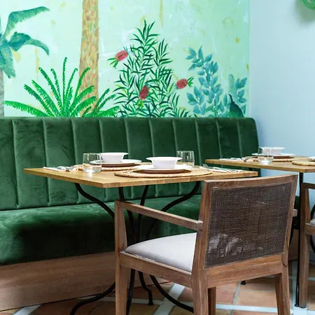 Отель Casa Tess Boutique Эстепона