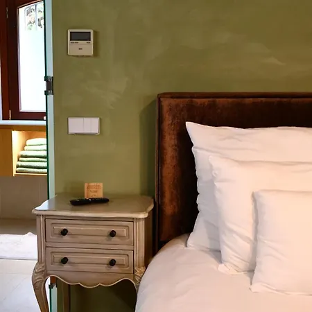 Casa Tess Boutique Отель
