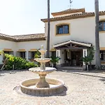Casa Tess Boutique אסטפונה