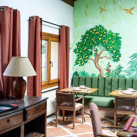 Casa Tess Boutique 4* Εστεπόνα