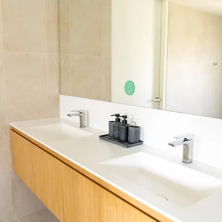 Casa Tess Boutique 4* 埃斯特波纳
