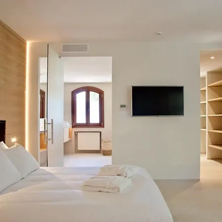 Casa Tess Boutique 4* Εστεπόνα
