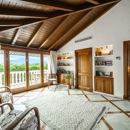 Casa Tess Boutique Hotel 4*