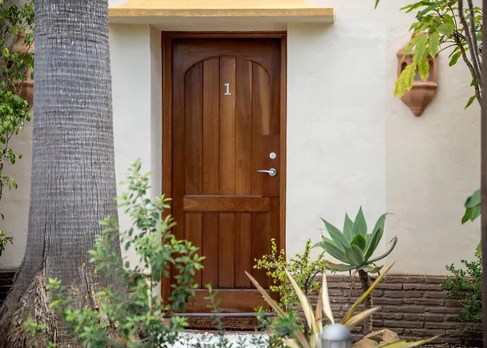 Casa Tess Boutique 4*