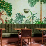 Hotell Casa Tess Boutique 4*