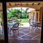 Casa Tess Boutique Hotell 4*